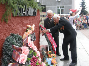 Торжественно и празднично отметили 65-летие Великой Победы