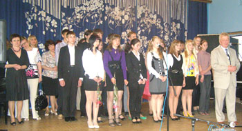 Отзвучали прощальные аккорды