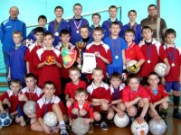 Чашничане вернулись домой с большим командным кубком