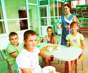 Приходите в мини-кафе в Новолукомле