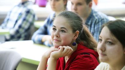 В проекте Конституции заложен фундамент гражданско-правовой базы знаний для молодежи