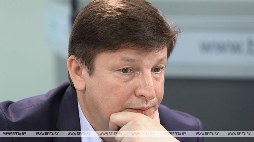 Депутат о проекте Конституции: белорусы во все века выступали за мирную эволюцию