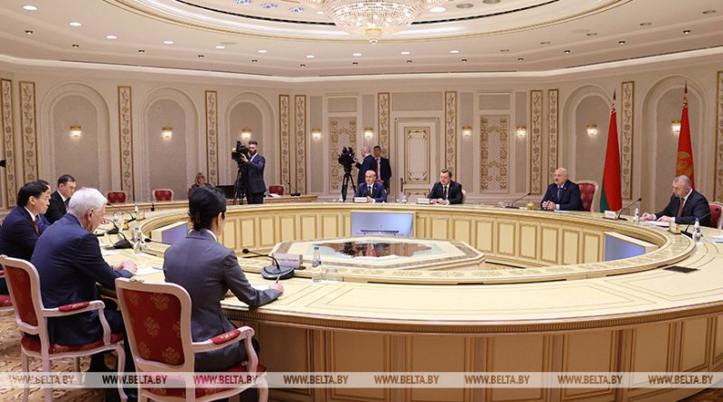 Лукашенко отметил активизацию контактов с Калмыкией, но настоящий прорыв еще впереди