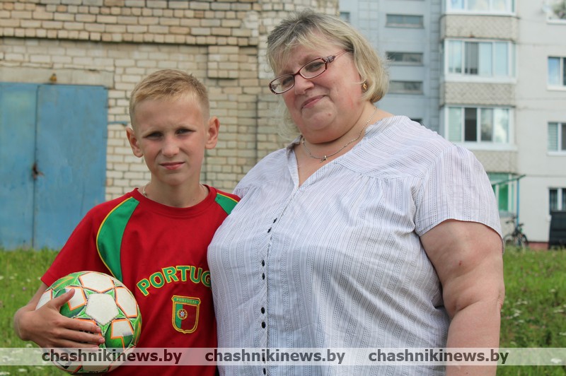 Инициативные новолукомчане самостоятельно благоустроили футбольную площадку