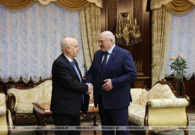 Президент Беларуси отметил высокую явку на выборах депутатов
