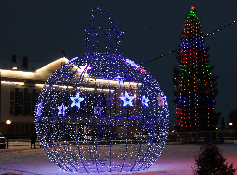 В Чашникском районе объявили конкурс на лучшее новогоднее оформление зданий и территорий