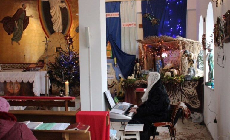 В Чашниках и Новолукомле прошли торжественные богослужения