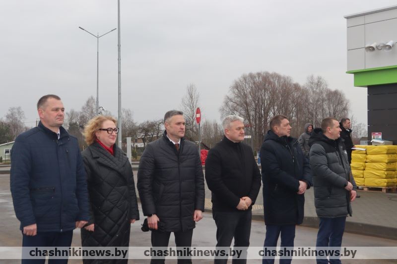 Современный автозаправочный комплекс №63 открыли в Чашниках