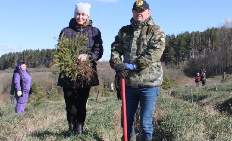 Большой фотофакт. Как в Чашникском районе прошел республиканский субботник