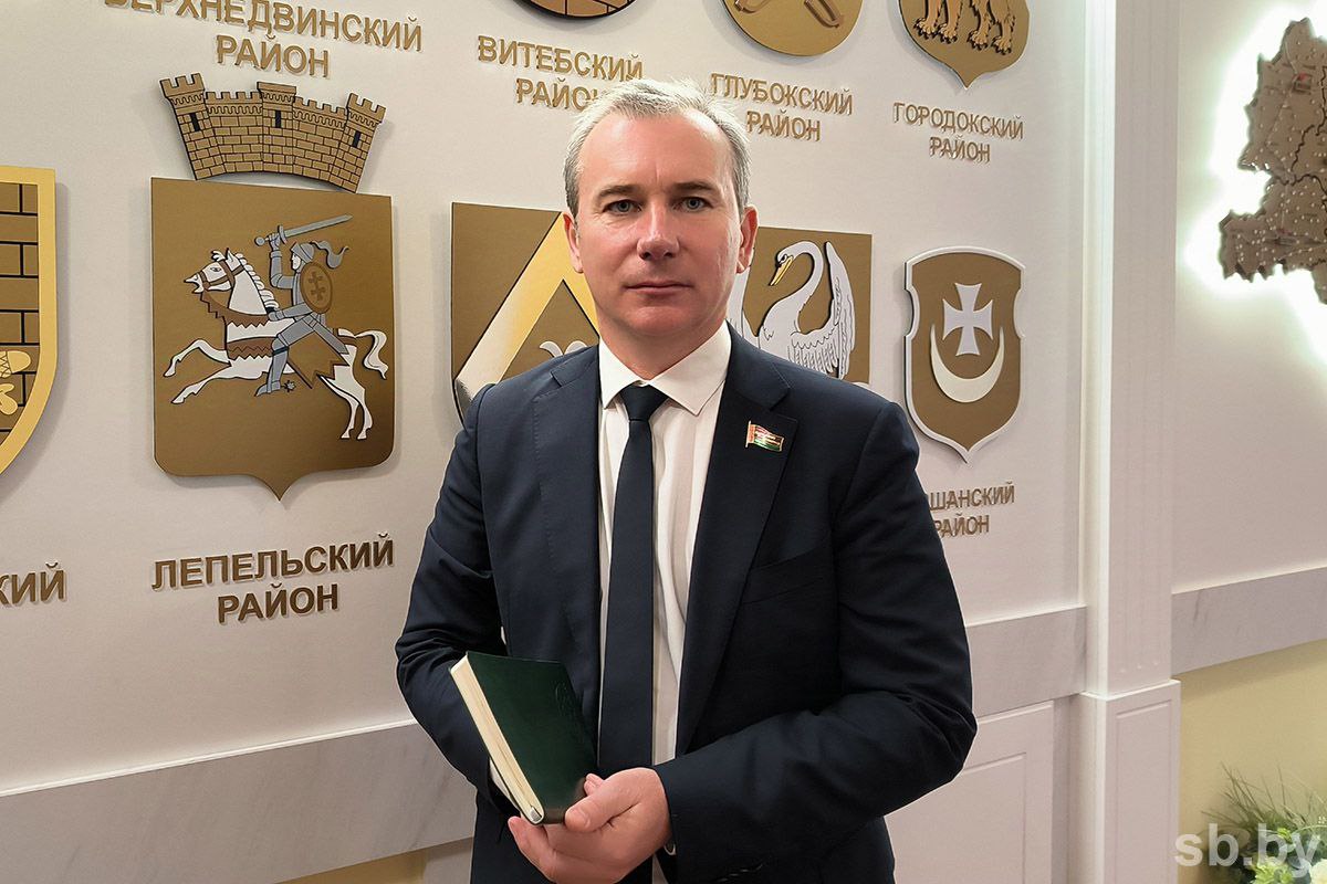 Виктор Азарёнок прокомментировал саммит Шанхайской организации сотрудничества и визит Лукашенко в Китай