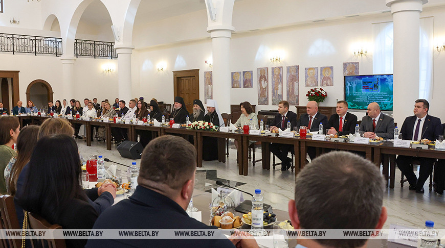 Форум с участием семей со всей республики проходит в Полоцке 