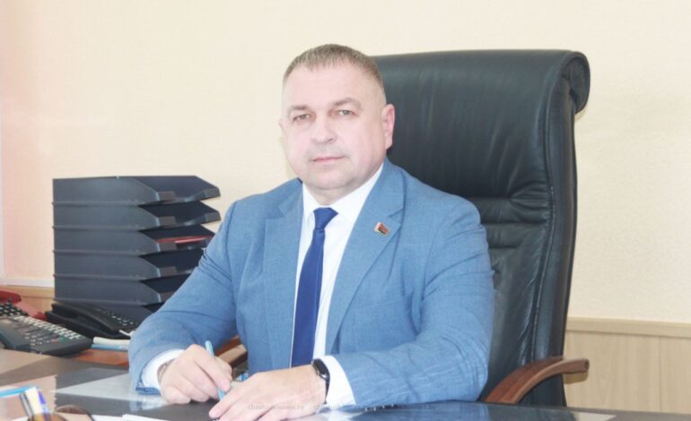 Дмитрий Станкевич: “Ключевая концепция нового пятилетия – сформировать самодостаточное и конкурентоспособное государство, в центре внимания которого – человек”