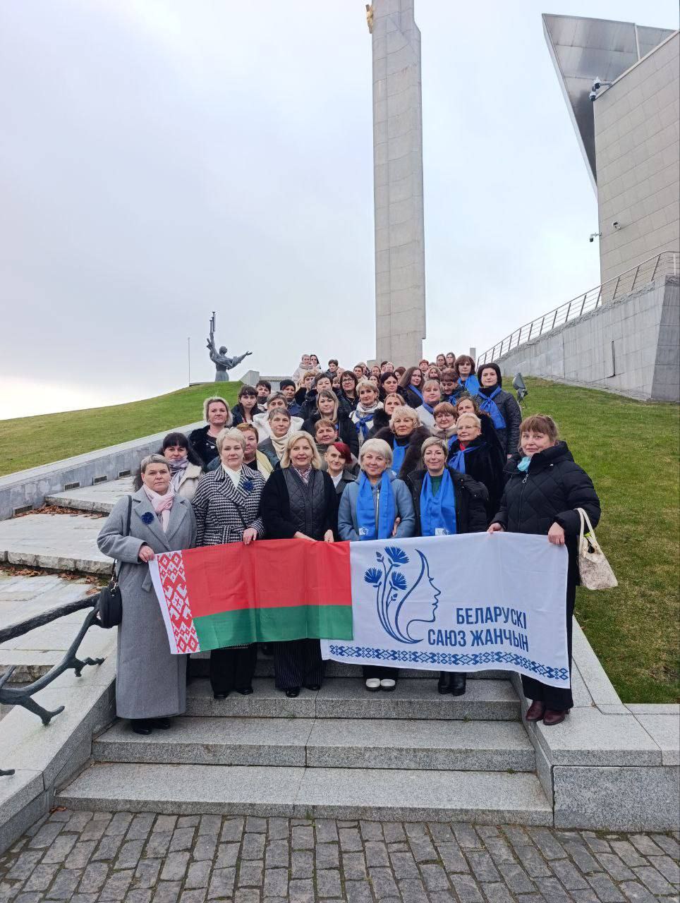 Представительницы аграрной отрасти Витебской области отправились на форум тружениц села