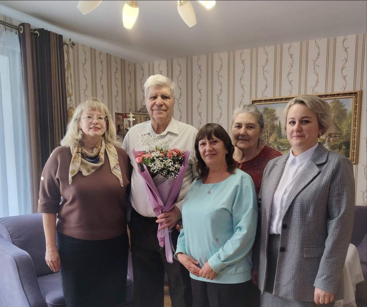 80-летний юбилей отметил ветеран педагогического труда – директор Гилянской школы Владимир Ильич Миронович