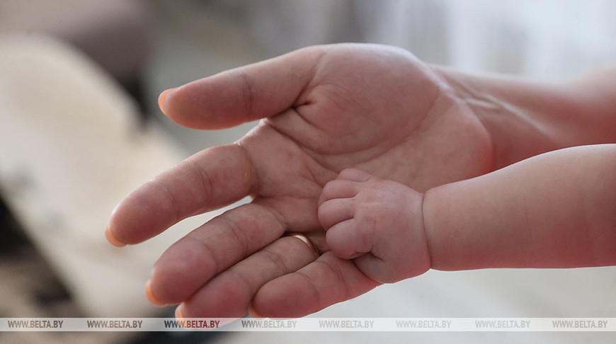 Пособия для молодых мам: что важно знать студенткам и недавним выпускницам