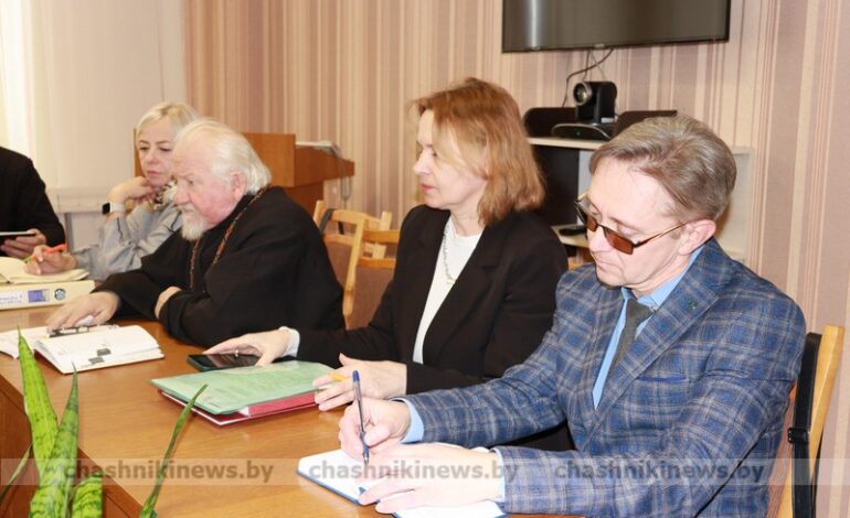 В райисполкоме состоялось заседание комиссии содействия контролю за исполнением законодательства о свободе совести вероисповедания и религиозных организациях 