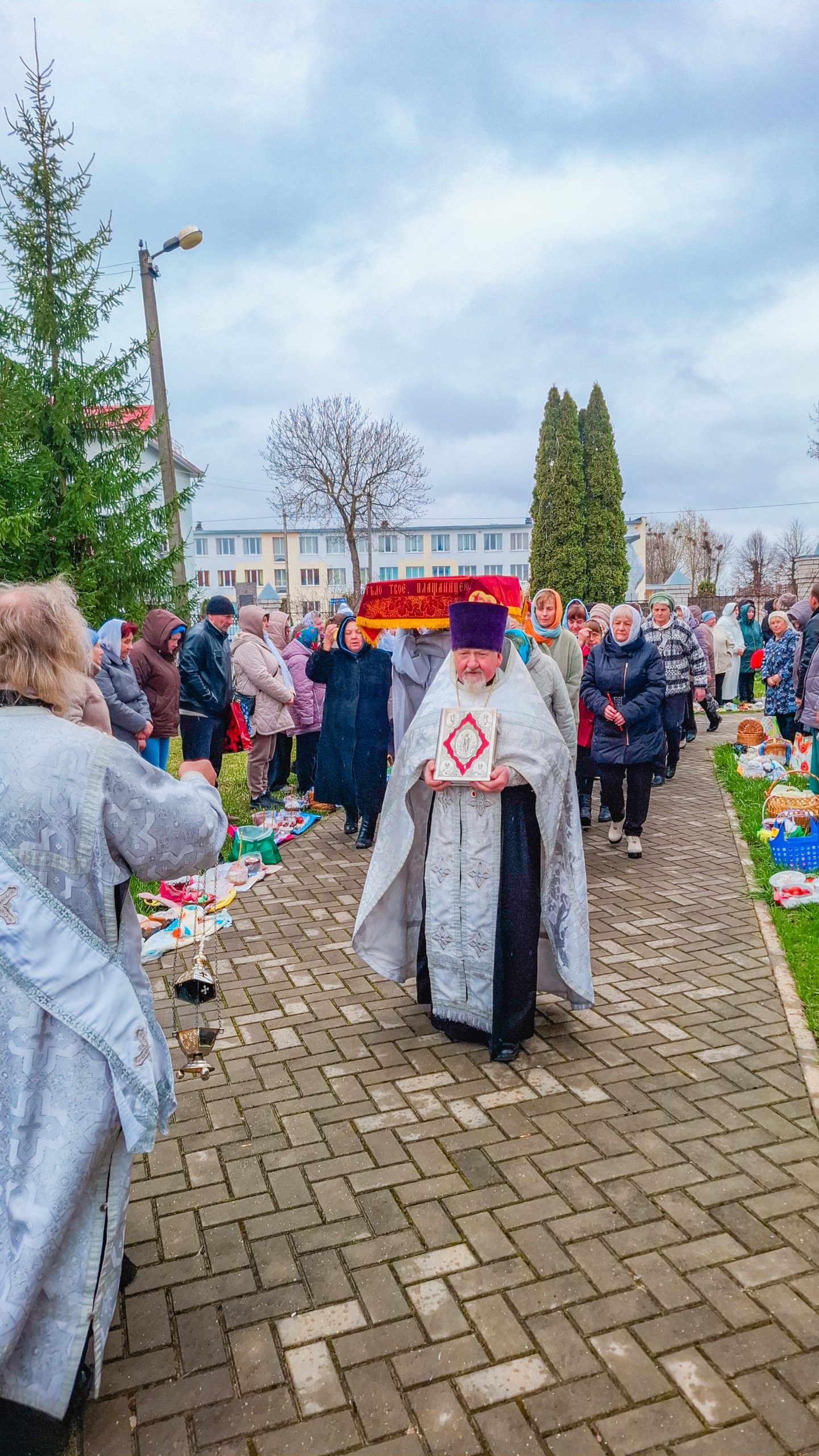 Великий пост в Чашниках: Литургия св. Василия Великого и традиционный Крестный ход