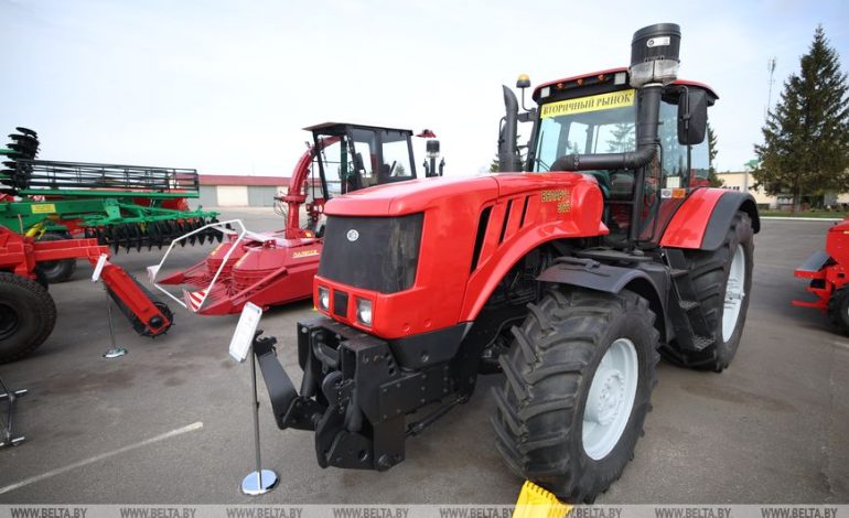 Очень медленно разворачиваемся, надо ускоряться. Лукашенко обозначил актуальные задачи по развитию агросервисов