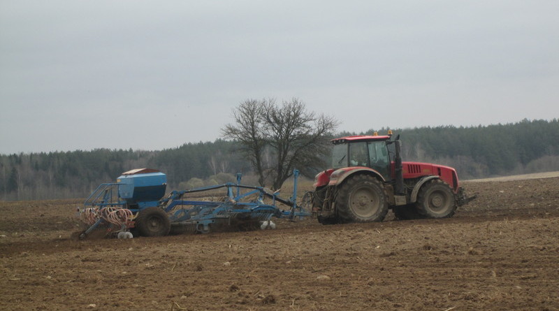 Гаспадаркам раёна засталося пасеяць крыху болей за траціну