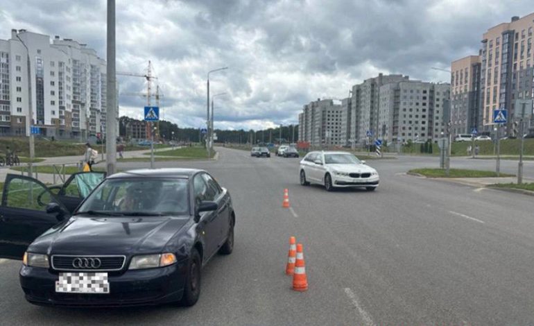 Легковушка сбила 11-летнего велосипедиста на пешеходном переходе в Гродно