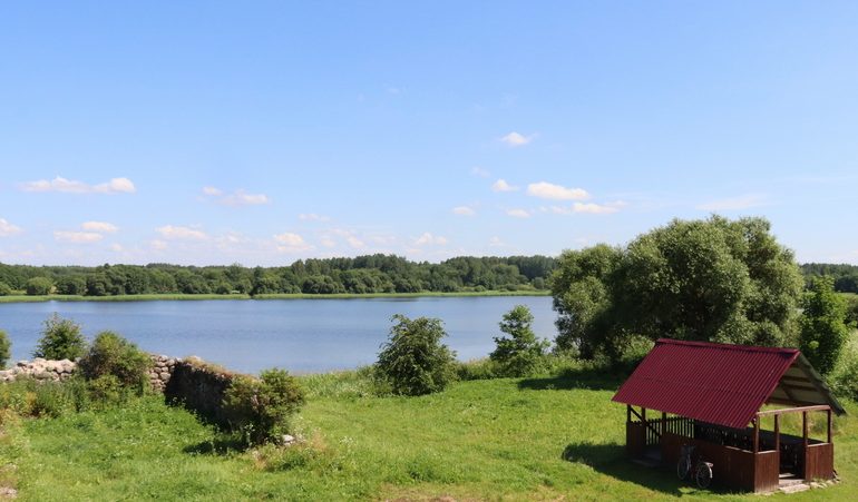 Где отдохнуть от городского шума в Чашникском районе