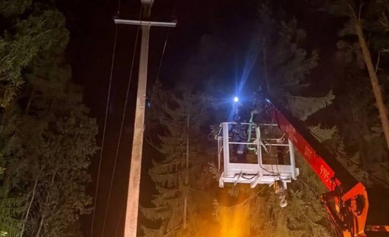 Устраняют последствия непогоды в Витебской области