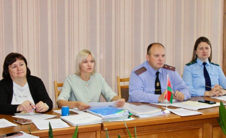 Вопросы семейного неблагополучия под пристальным вниманием КДН